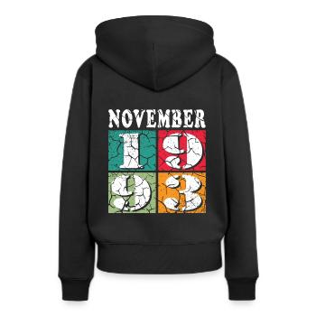 Novembre 1993 Anniversaire Novembre 1993 Novembre - Sweat à capuche Premium bio Femme - noir - Dos - Julia (174cm)