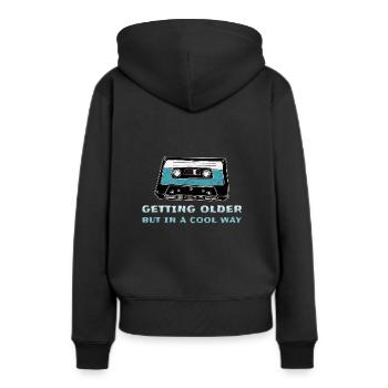 Retro Kassette - Frauen Premium Bio Hoodie - Schwarz - Hinten - Julia (174cm)