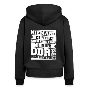 DDR Frau Geschenkidee - Frauen Premium Bio Zip Hoodie - Schwarz - Hinten - Julia (174cm)