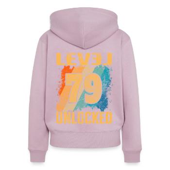 Geburtstag Geschenk Level Unlocked 79 Jahre - Frauen Premium Bio Zip Hoodie - Altrosa - Hinten - Julia (174cm)