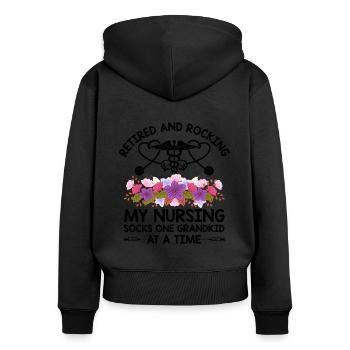 Grand-mère retraitée Pension Infirmière infirmière en soins infirmiers - Sweat à capuche zippé Premium bio Femme - noir - Dos - Julia (174cm)