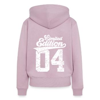 22E ANNIVERSAIRE ÉDITION LIMITÉE 2004 - Sweat à capuche zippé Premium bio Femme - rose poudré - Dos - Julia (174cm)