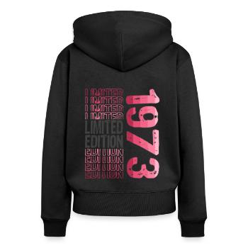 Edition limitée depuis 1973 Anniversaire Millésime 1973 - Sweat à capuche zippé Premium bio Femme - noir - Dos - Julia (174cm)