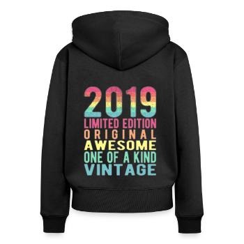 Edition limitée depuis 2019 Anniversaire Millésime 2019 - Sweat à capuche zippé Premium bio Femme - noir - Dos - Julia (174cm)