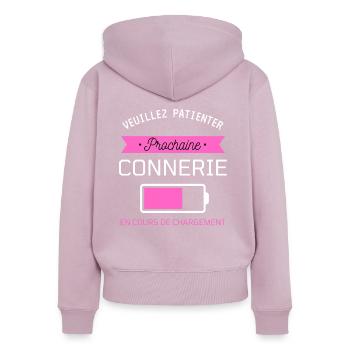 PROCHAINE CONNERIE cadeau humour - Sweat à capuche zippé Premium bio Femme - rose poudré - Dos - Julia (174cm)