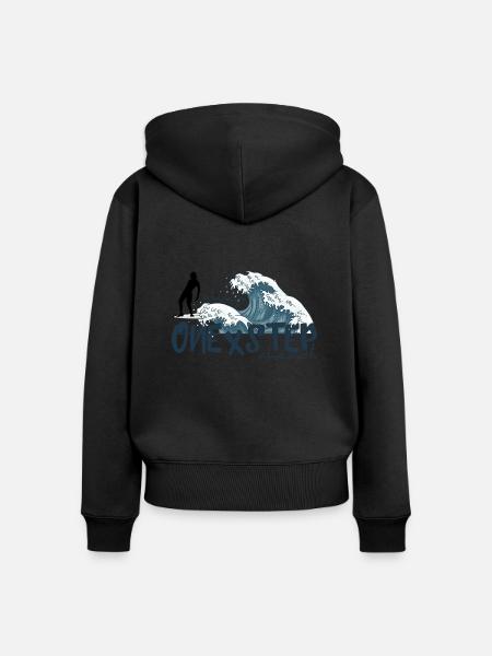 One X Step Ahead! Japan Welle Longboard Surfer - Frauen Premium Bio Zip Hoodie - Schwarz