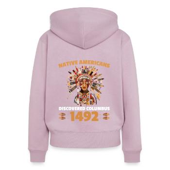 Journée des Amérindiens autochtones - Sweat à capuche zippé Premium bio Femme - rose poudré - Dos - Julia (174cm)