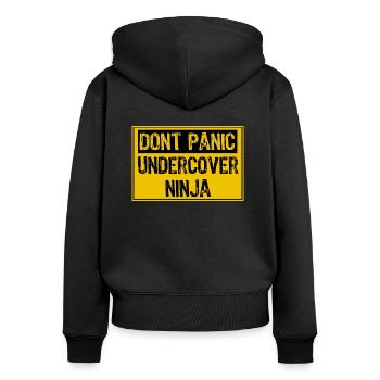 Keine Panik - Undercover Ninja - Frauen Premium Bio Zip Hoodie - Schwarz - Hinten - Julia (174cm)