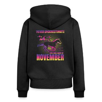 Cette fille aime les chevaux | Novembre - Sweat à capuche zippé Premium bio Femme - noir - Dos - Julia (174cm)