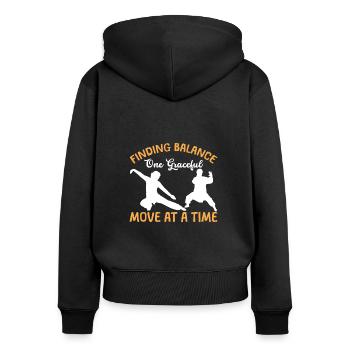 Mit Einer Anmutigen Bewegung Nach Der Anderen Das - Frauen Premium Bio Zip Hoodie - Schwarz - Hinten - Julia (174cm)