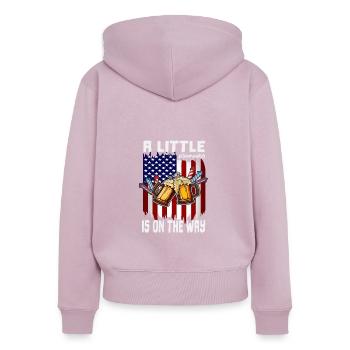 4th Of July Little Firecracker On The Way - Frauen Premium Bio Zip Hoodie - Altrosa - Hinten - Julia (174cm)