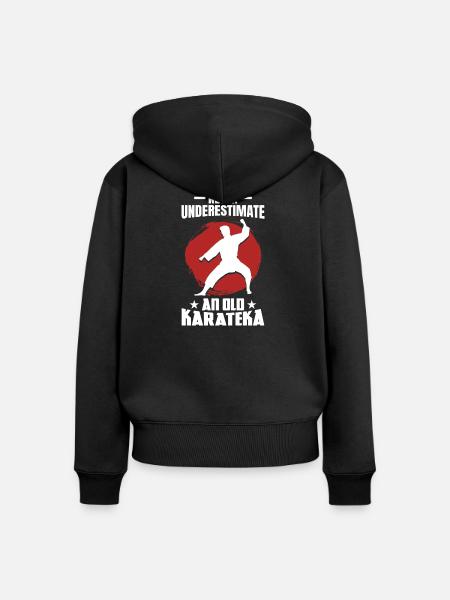 Never Underestimate an Old Karateka - Frauen Premium Bio Zip Hoodie - Schwarz