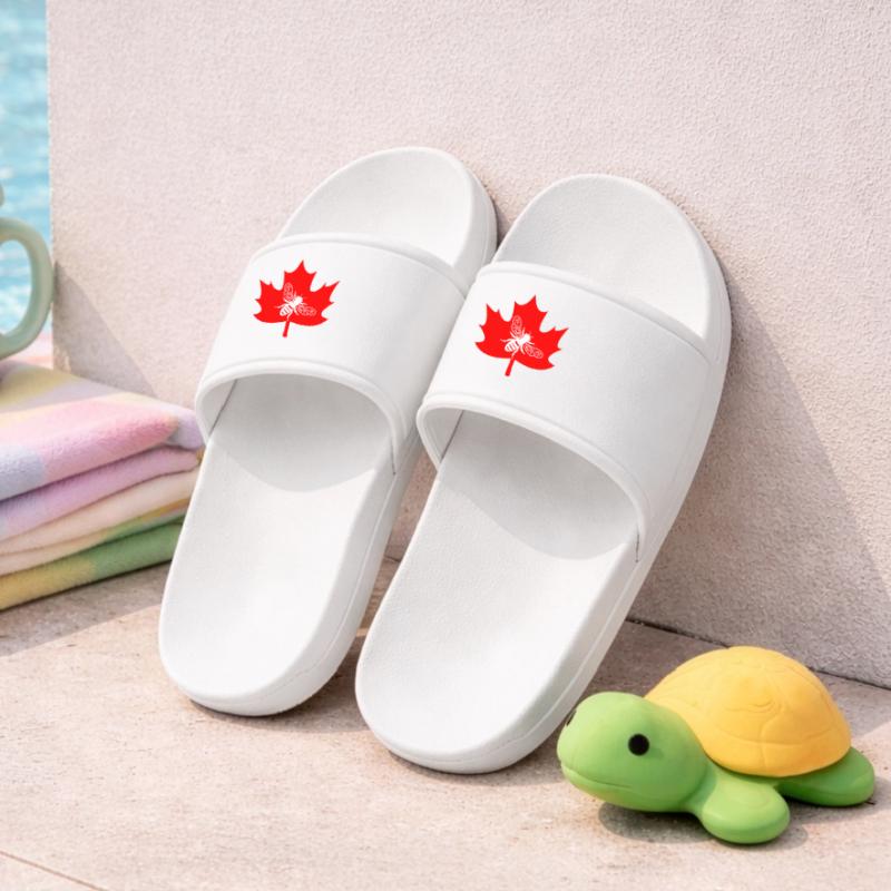 Canada white bee in maple leaf beekeeper logo Kids’ Pool Sliders