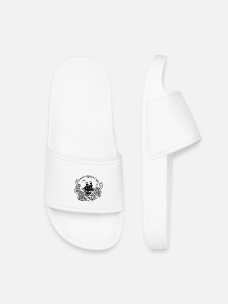 Pirate ship in a rope circle - Kids’ Pool Sliders - white