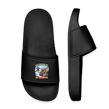 Fun Skiing Family Ski Trip Got Passed - Kids’ Pool Sliders - black - Front