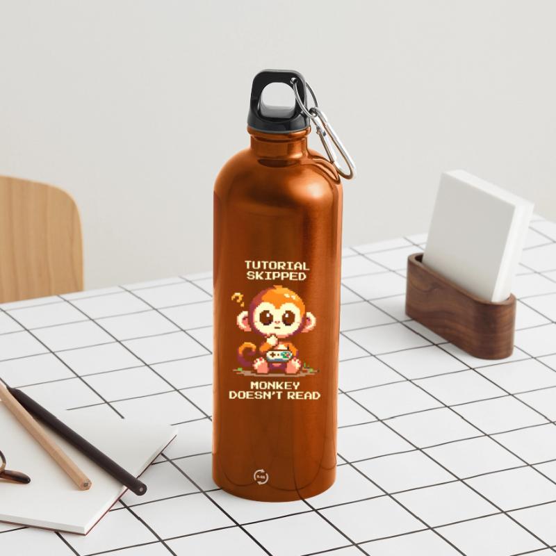 Tutorial skipped – Monkey doesn't read | Noob humor Water Bottle with carabiner 750 ml