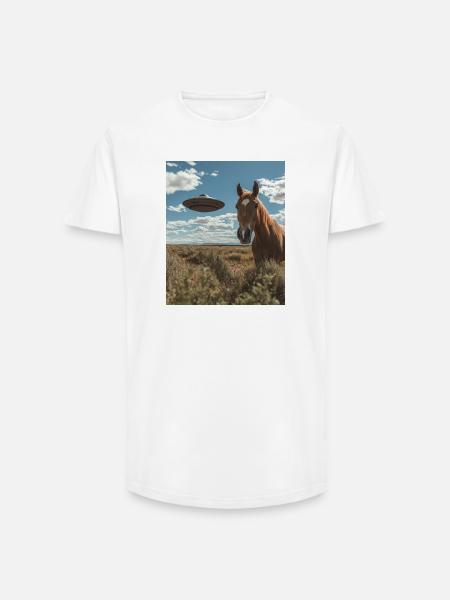 Pferd Selfie mit UFO - Long Fit Männer T-Shirt - Weiß