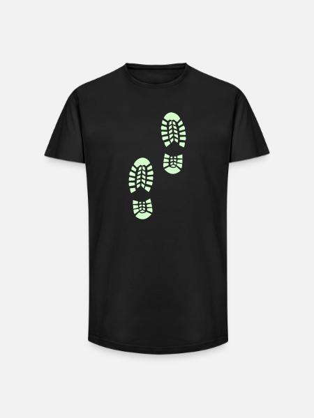 Outdoor footpath - Long Fit Men's T-Shirt - black