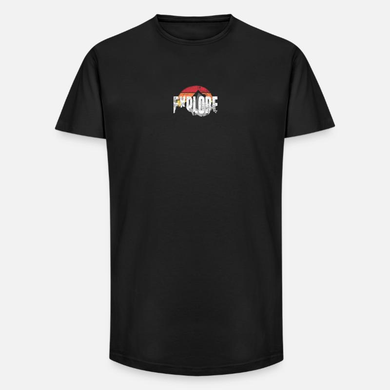Entdecken Sie das Mountain Sunset Emblem - Long Fit Männer T-Shirt - Schwarz
