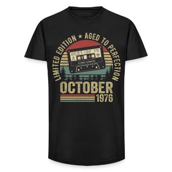 Voiture de collection Octobre 1976 Cadeau d’anniversaire Octobre - T-shirt coupe longue homme - noir - Devant - AI Model Male 185 light (185cm)