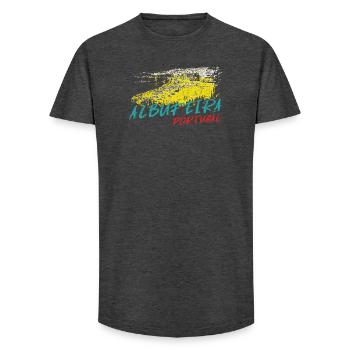 Illustration Albufeira Praia dos Barcos - Long Fit Männer T-Shirt - Anthrazit - Vorne - AI Model Male 185 light (185cm)