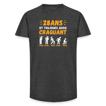 28 Ans Toujours Aussi Craquant Humour Crac - T-shirt coupe longue homme - charbon - Devant - AI Model Male 185 light (185cm)