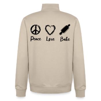 Ich liebe Backen - Unisex Organic Zip Sweatshirt von Stanley/Stella - Cremebeige - Hinten - AI Model Male 185 dark (185cm)