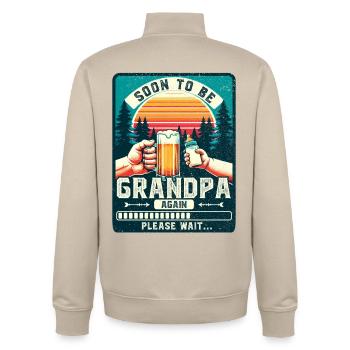 Werdender Opa loading zukünftiger Großvater - Unisex Organic Zip Sweatshirt von Stanley/Stella - Cremebeige - Hinten - AI Model Male 185 dark (185cm)