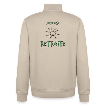 RETRAITE. BONNE RETRAITE. JOYEUSE RETRAITE. COEUR - Sweat zippé unisexe en coton bio Stanley/Stella - beige crème - Dos - AI Model Male 185 dark (185cm)