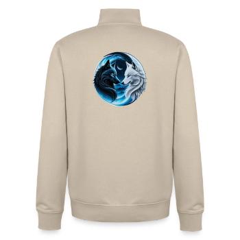 Zwei majestätische Wolfsköpfe - Unisex Organic Zip Sweatshirt von Stanley/Stella - Cremebeige - Hinten - AI Model Male 185 dark (185cm)