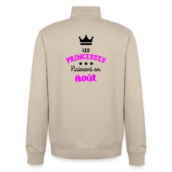 Princesse née en Août Joli Cadeau Anniversaire - Sweat zippé unisexe en coton bio Stanley/Stella - beige crème - Dos - AI Model Male 185 dark (185cm)
