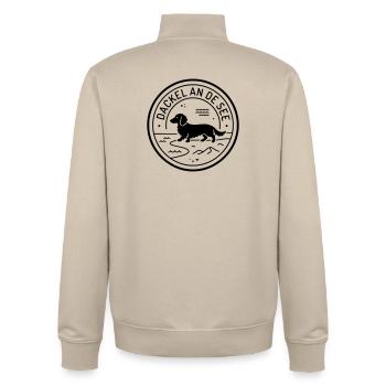 Dackel an de See Moin Platt - Unisex Organic Zip Sweatshirt von Stanley/Stella - Cremebeige - Hinten - AI Model Male 185 dark (185cm)