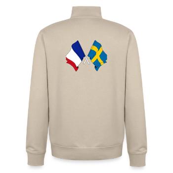 Flagge von Frankreich und Flagge Schweden - Unisex Organic Zip Sweatshirt von Stanley/Stella - Cremebeige - Hinten - AI Model Male 185 dark (185cm)