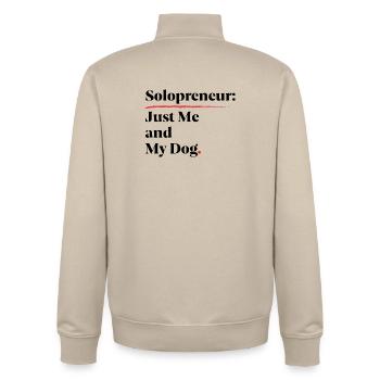 Solopreneur : Juste moi et mon chien [Noir] - Sweat zippé unisexe en coton bio Stanley/Stella - beige crème - Dos - AI Model Male 185 dark (185cm)