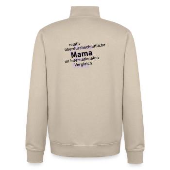 überdurchschnittliche mama  - Unisex Organic Zip Sweatshirt von Stanley/Stella - Cremebeige - Hinten - AI Model Male 185 dark (185cm)