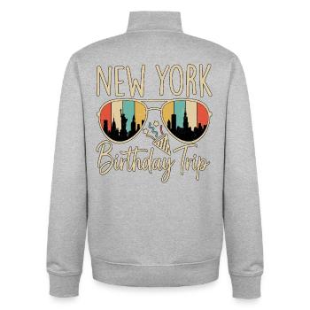 Voyage d’anniversaire à New York - Sweat zippé unisexe en coton bio Stanley/Stella - gris chiné - Dos - AI Model Male 185 light (185cm)
