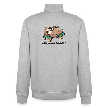 Wohnwagenaufkleber, Kastenwagenrassel und Doppelaufkleber! - Unisex Organic Zip Sweatshirt von Stanley/Stella - Grau meliert - Hinten - AI Model Male 185 light (185cm)