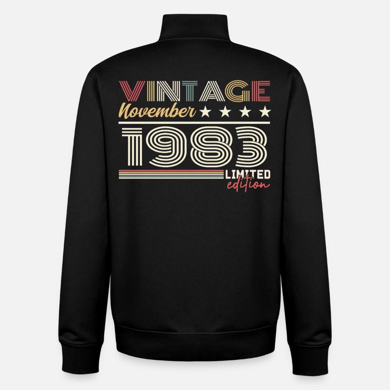November 1983 - Unisex Organic Zip Sweatshirt von Stanley/Stella - Schwarz