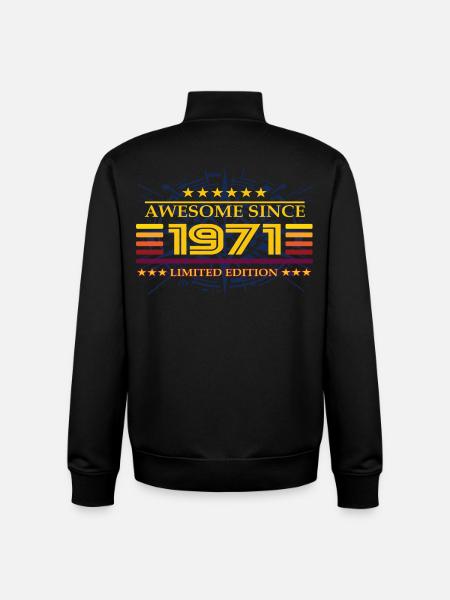 Awesome since 1971 Limited Edition - Unisex Organic Zip Sweatshirt by Stanley/Stella - black