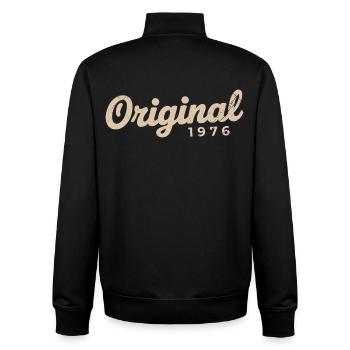 Geburtstagsgeschenk 1976 | Geboren 1976 - Unisex Organic Zip Sweatshirt von Stanley/Stella - Schwarz - Hinten - AI Model Male 185 light (185cm)