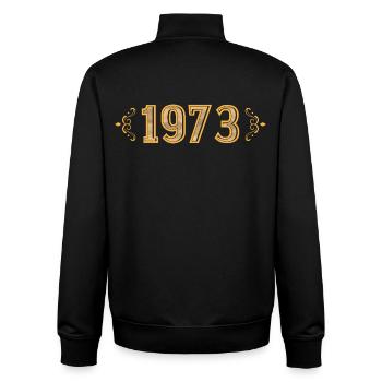 Legende seit 1973 retro 1973 - Unisex Organic Zip Sweatshirt von Stanley/Stella - Schwarz - Hinten - AI Model Male 185 light (185cm)