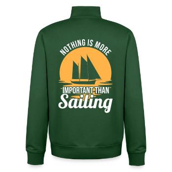 Segel Motivation - Unisex Organic Zip Sweatshirt von Stanley/Stella - Flaschengrün - Hinten - AI Model Male 185 dark (185cm)