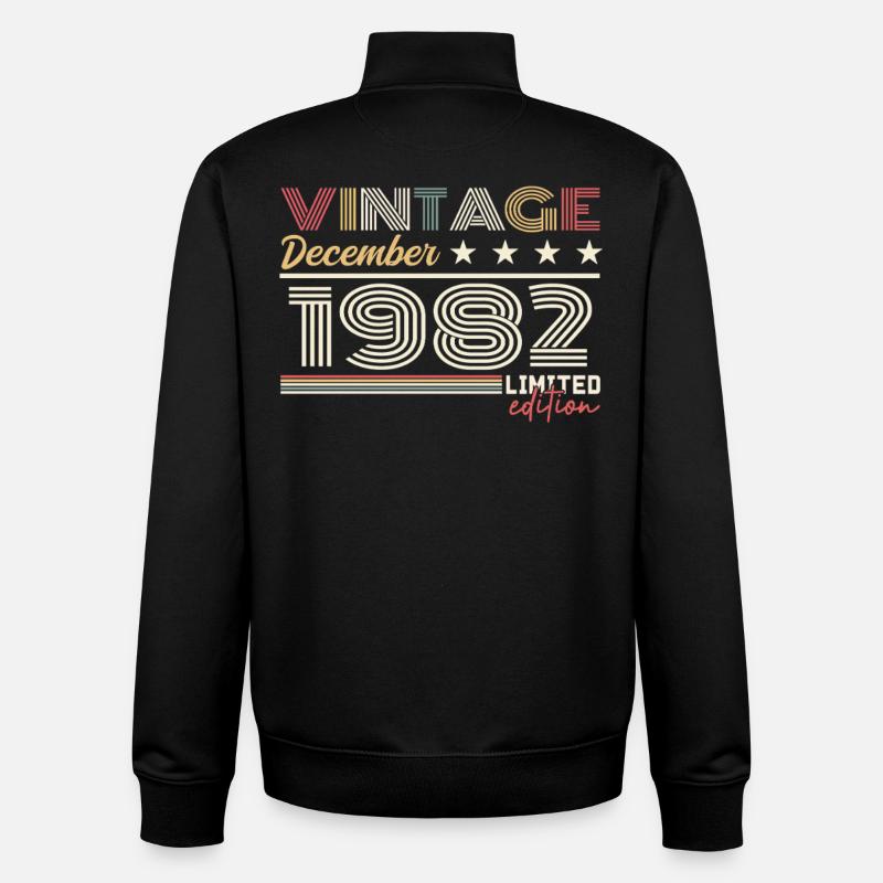 December 1982 Gift - Unisex Organic Zip Sweatshirt by Stanley/Stella - black