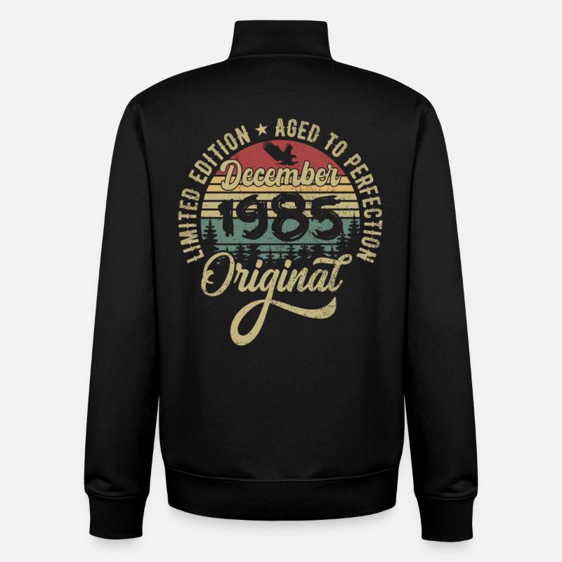 December 1985 - Legend since December 1985 - Unisex Organic Zip Sweatshirt by Stanley/Stella - black