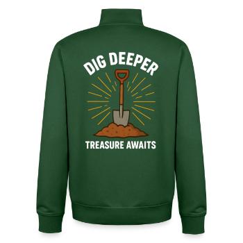 Grabe tiefer, Schatz wartet auf Metallspürung - Unisex Organic Zip Sweatshirt von Stanley/Stella - Flaschengrün - Hinten - AI Model Male 185 dark (185cm)