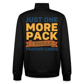Nur noch ein Pack, ich schwöre, Sammelkarten-Sammler - Unisex Organic Zip Sweatshirt von Stanley/Stella - Schwarz - Hinten - AI Model Male 185 light (185cm)