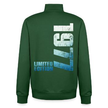 49. Geburtstag Mann Frau 49 Jahre alt 1977 Geschenk - Unisex Organic Zip Sweatshirt von Stanley/Stella - Flaschengrün - Hinten - AI Model Male 185 dark (185cm)