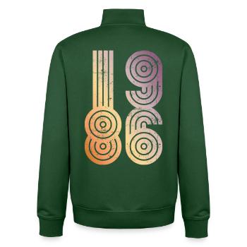 1986 Vintage - Unisex Organic Zip Sweatshirt von Stanley/Stella - Flaschengrün - Hinten - AI Model Male 185 dark (185cm)