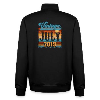 Juillet 2019, Cadeau Anniversaire juillet 2019. - Sweat zippé unisexe en coton bio Stanley/Stella - noir - Dos - AI Model Male 185 light (185cm)