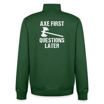 Mythologie viking Valhalla guerrier hache dictons - Sweat zippé unisexe en coton bio Stanley/Stella - vert bouteille - Dos - AI Model Male 185 dark (185cm)